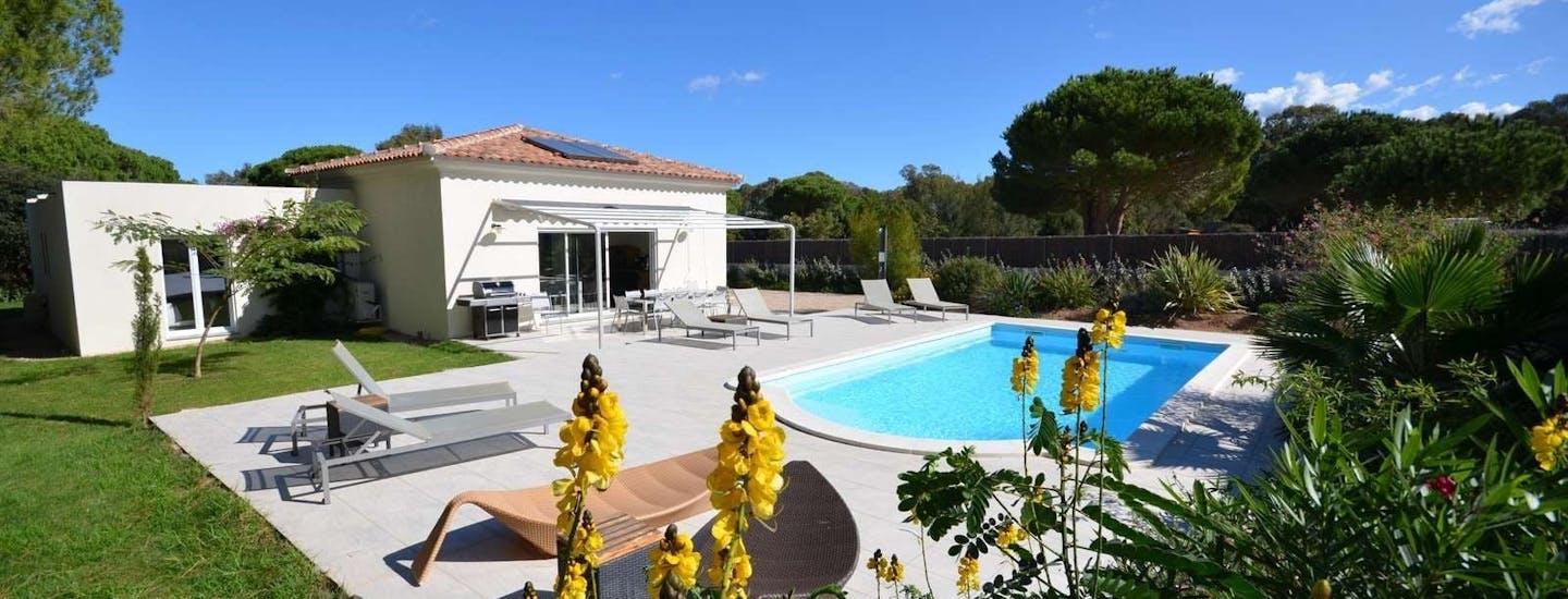 Ferienhäuser und Villen mit Pool in Frankreich