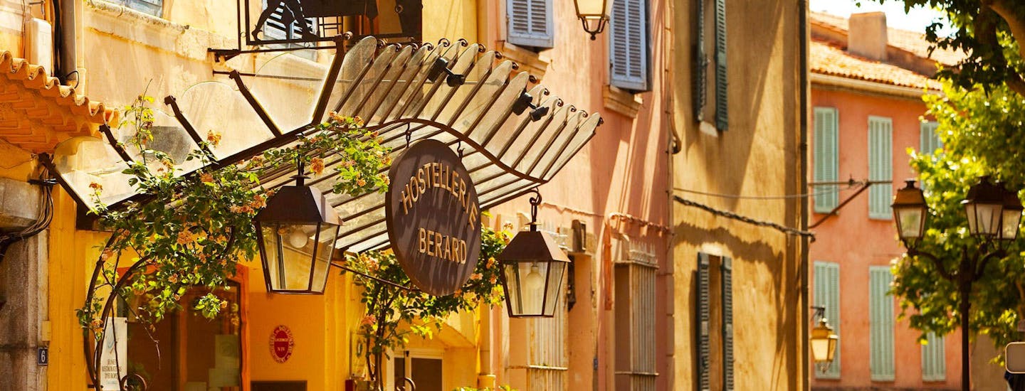 Åk på en romantisk semester i Provence, Frankrike