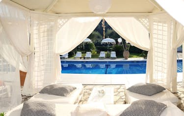 Download Gardiner til strand tema vaerelse Desktop Wallpaper