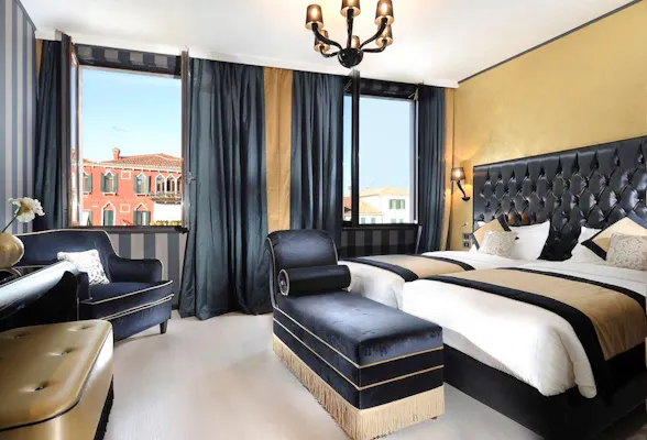 Carnival Palace Hotel