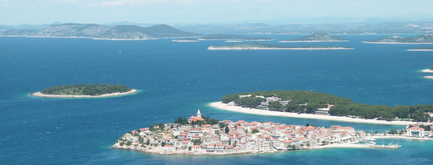 Resor till Primosten, Norra Dalmatien, Kroatien