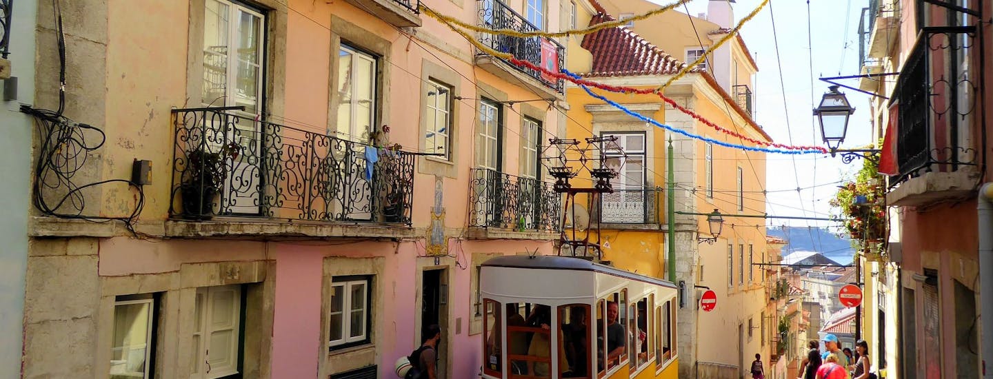Billige rejser til Azeitao i Lissabon