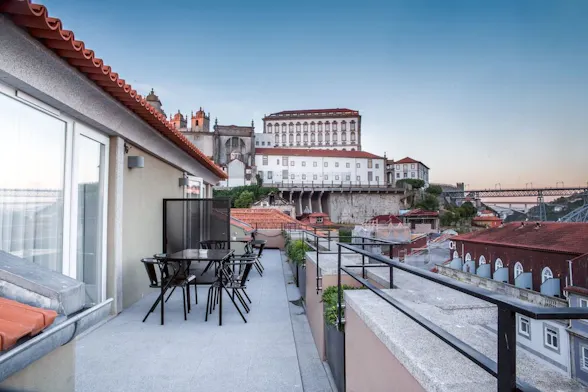 The House Ribeira Porto Hotel