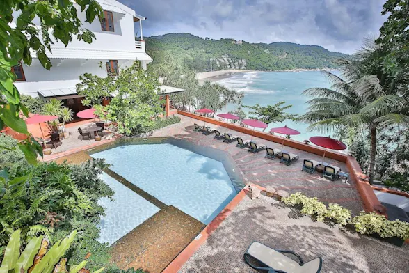 Mom Tri's Villa Royale