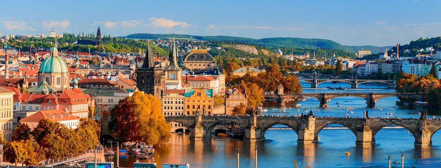 Storbyferie i Prag med hotel og fly